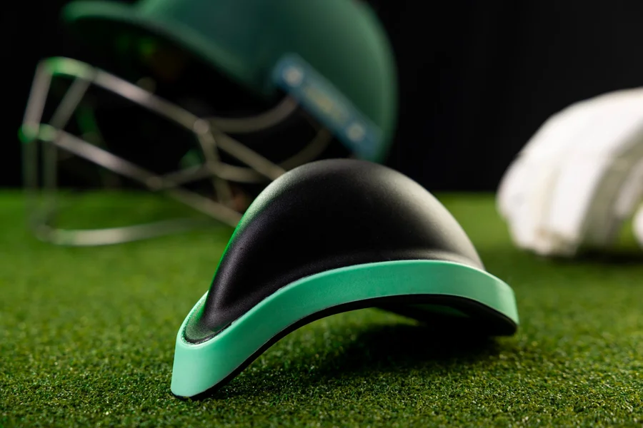 Cover sports protective guard